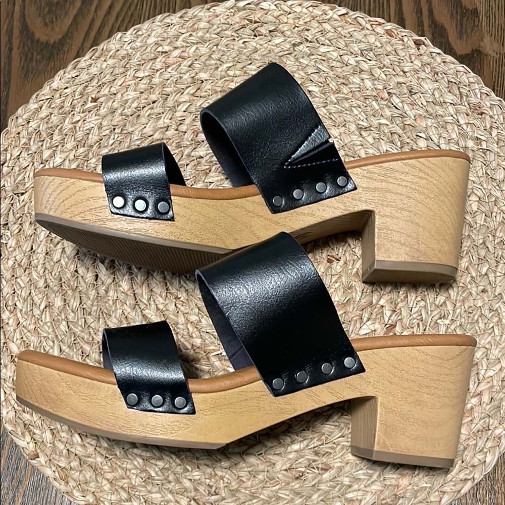 NWOT Universal Thread Women's Black Slide Sandals - Picture 5 of 10
